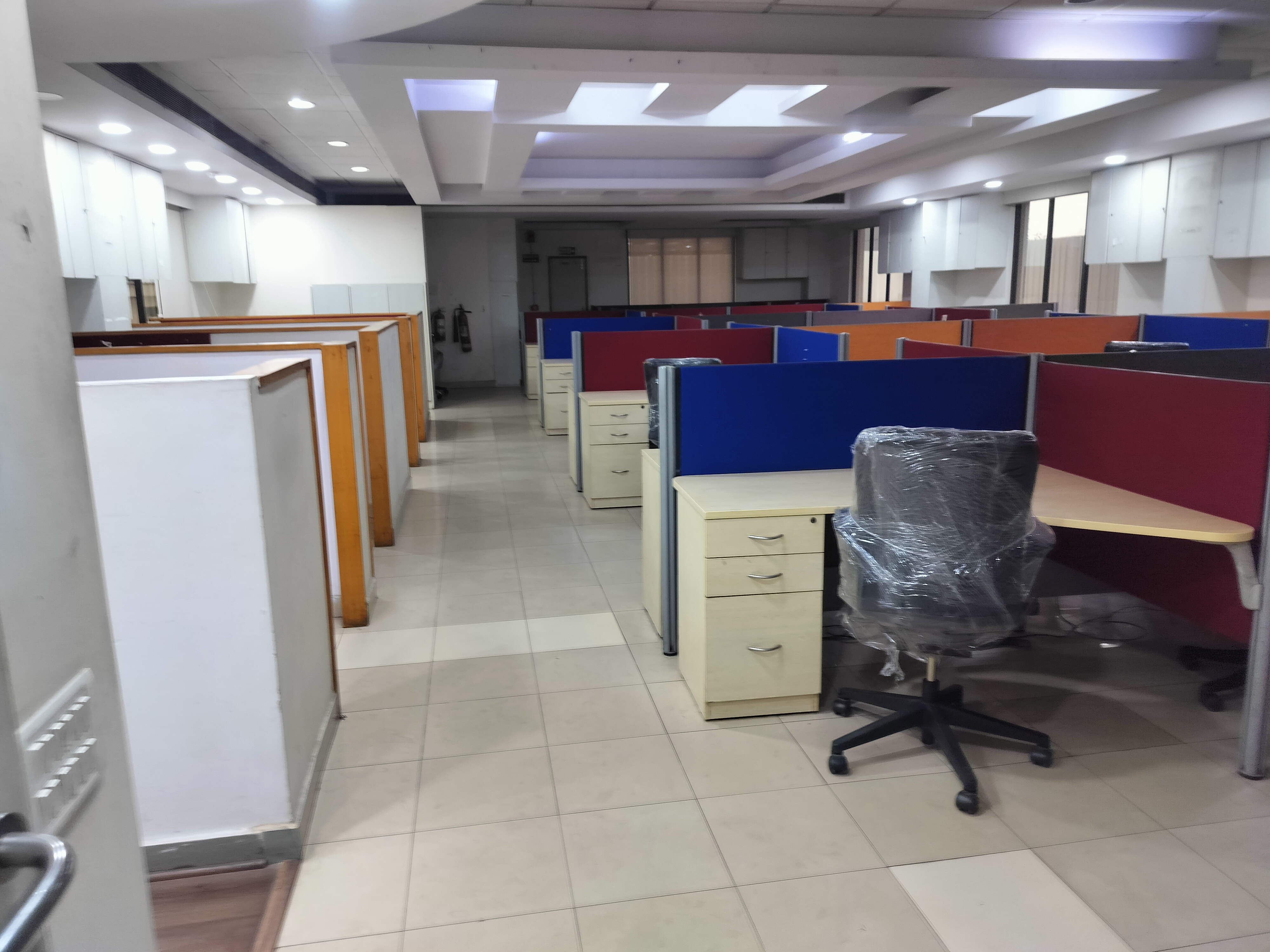 Office Space For Rent in Sector 63