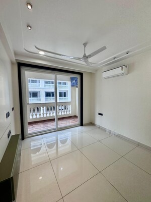 3 BHK Builder Floor For Sale in Sector 127