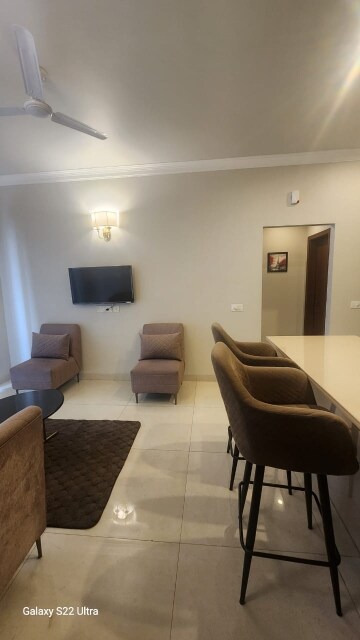 2 BHK Apartment For Rent in Central Park 3 Flower Valley, Sohna Sector 33