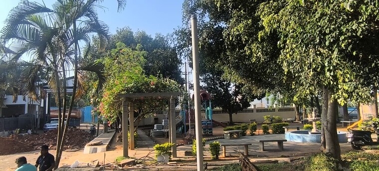 Garden, apna-aangan  1500 Sq.Yd. Plot In Jigani Bangalore 8841396