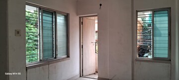 Room in 3 BHK Apartment at Behala Chowrasta – for Sale