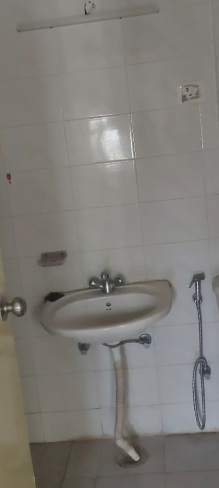 Bathroom, eros-sampoornam-iii 2 Bedroom 855 Sq.Ft. Apartment In Sector 2 Greater Noida Greater Noida 8841451