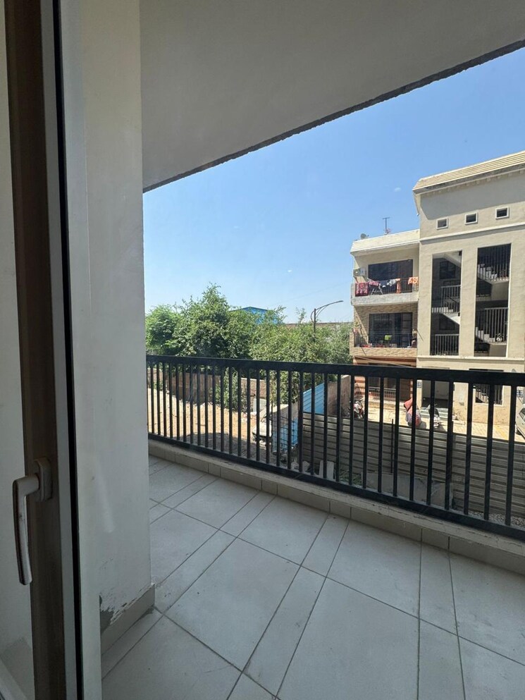 Balcony, sector 125 3 Bedroom 920 Sq.Ft. Apartment In Sector 125 Mohali 8841483