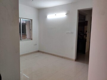 Room in 3 BHK Apartment at Asha Nirman, Keshtopur – for Rent