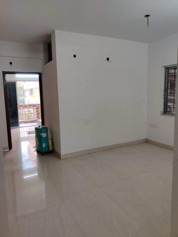 Room in 3 BHK Apartment at Asha Nirman, Keshtopur – for Rent