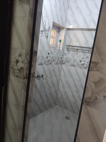 Bathroom in 2 BHK Apartment at RWA Pocket R Dilshad Garden, Dilshad Garden – for Rent