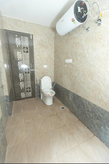 Bathroom in 3.5 BHK Apartment at Seshadripuram – for Rent