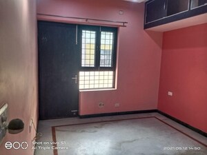 Room in 6 BHK Independent House at Ashoka Enclave – for Sale