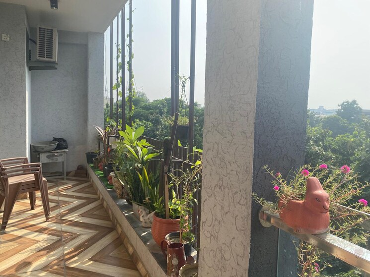 Balcony, ashoka enclave 6 Bedroom 2100 Sq.Ft. Independent House In Ashoka Enclave Faridabad 8841568