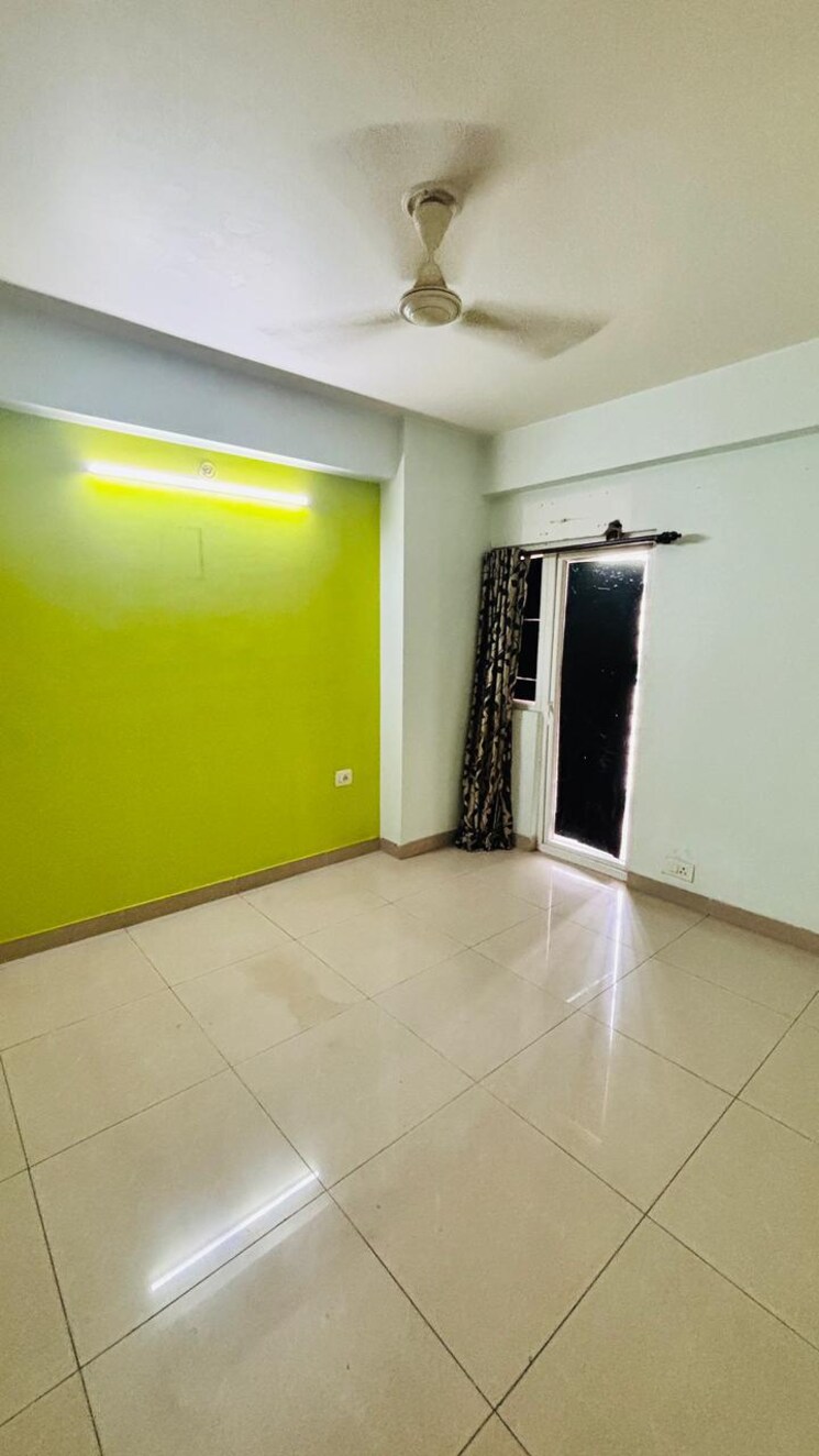 Room, express-zenith 2 Bedroom 608 Sq.Ft. Apartment In Sector 77 Noida 8841536