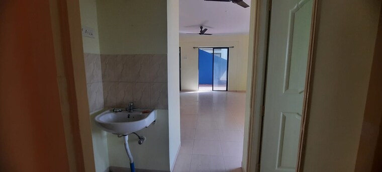 Bathroom, kishor-shubhankar-heights 2 Bedroom 950 Sq.Ft. Apartment In Wakad Pune 8841552