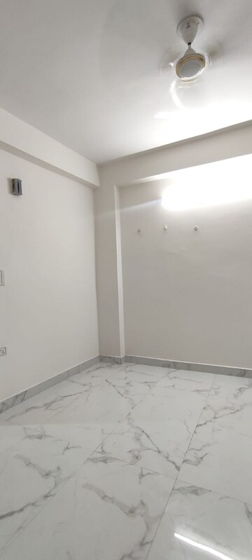 2 BHK Builder Floor For Rent in Paryavaran Complex