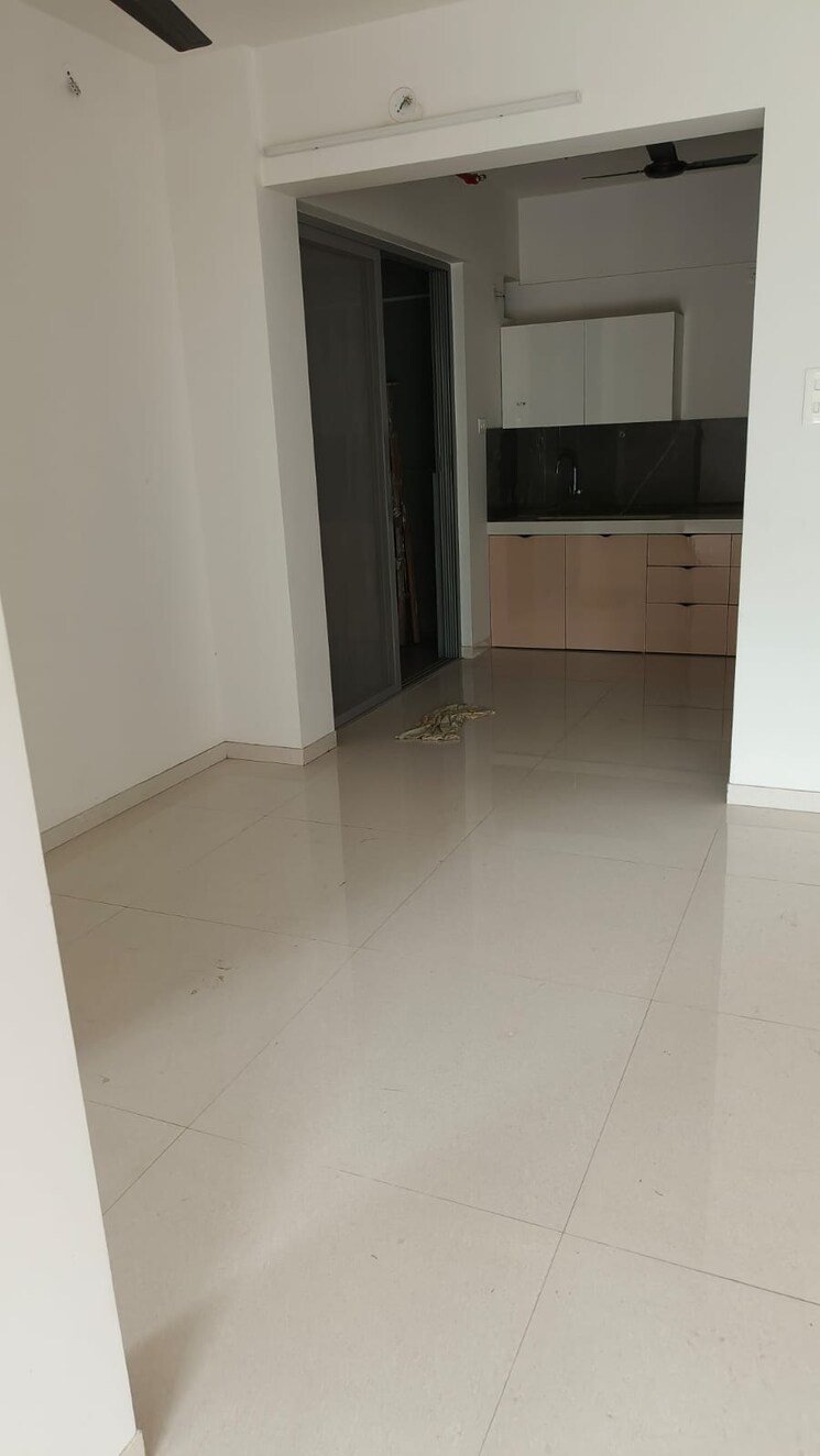 Room, pimple saudagar 3 Bedroom 1850 Sq.Ft. Apartment In Pimple Saudagar Pune 8841565