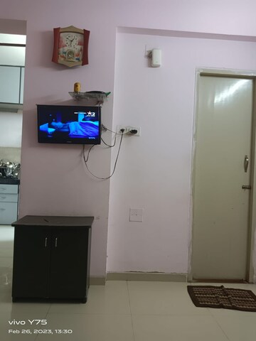 Furnished Amenities in 1.5 BHK Apartment at Makarba – for Rent