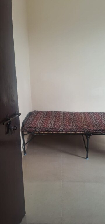 Bedroom in 1.5 BHK Independent House at Chilla – for Rent