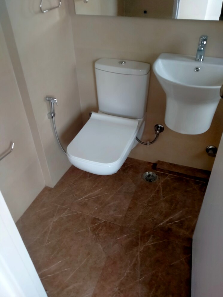 Master Bedroom, dlf-oakwood-estate 3 Bedroom 1519 Sq.Ft. Apartment In Dlf Phase ii Gurgaon 8841637