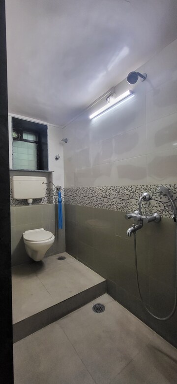 Bathroom in 2 BHK Apartment at Coronation Mansion, Dadar East – for Rent