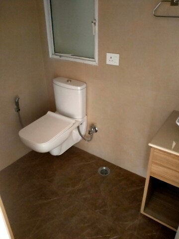 Bathroom in 3 BHK Apartment at DLF Oakwood Estate, Dlf Phase ii – for Rent