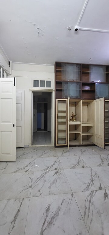 2 BHK Apartment – Exterior View View at Coronation Mansion, Dadar East - for Rent
