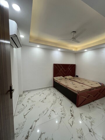 Bedroom in 2 BHK Builder Floor at Chattarpur – for Rent