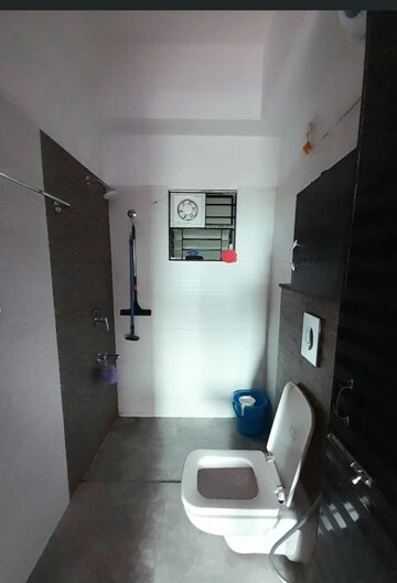 Bathroom in 3 BHK Apartment at Asha Nagar CHS, Mulund West – for Rent