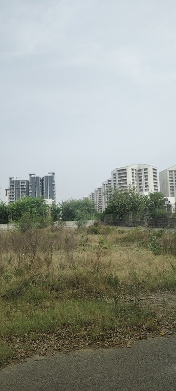  Plot – Exterior View View at Ansal Sushant Golf city, Sushant Golf City - for Sale