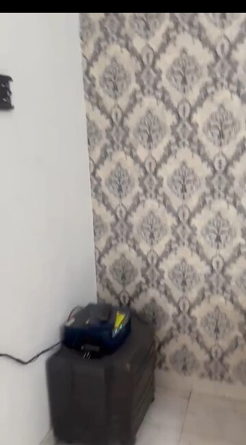 Parking in 2 BHK Apartment at RWA Pocket R Dilshad Garden, Dilshad Garden – for Rent