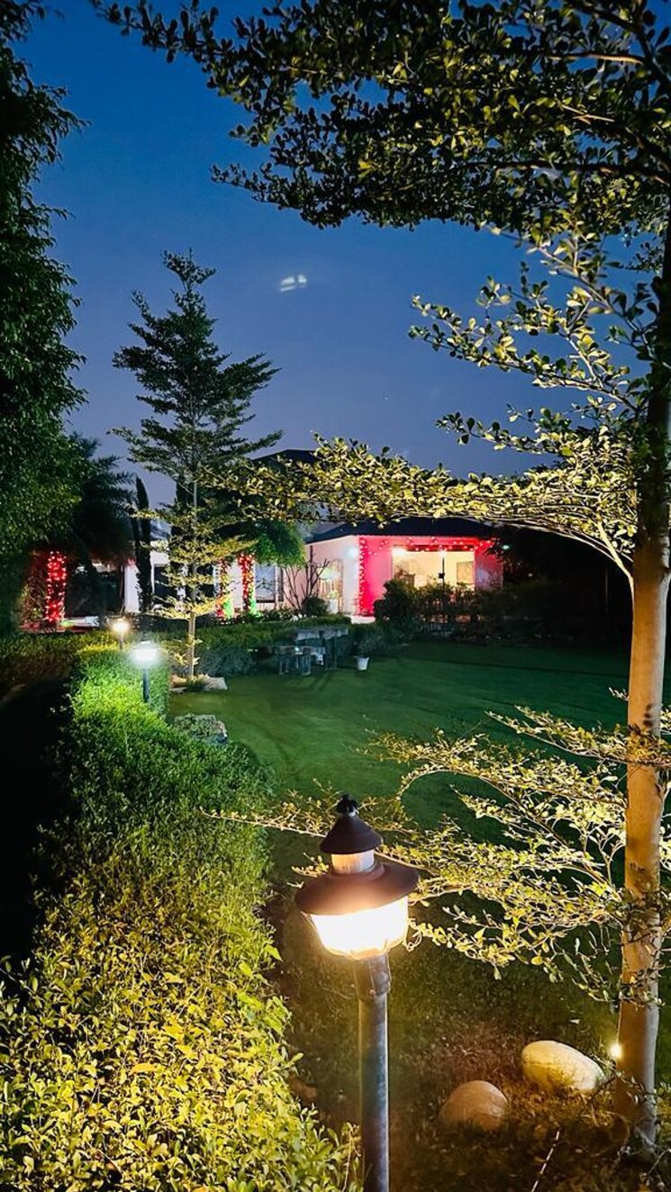 Garden, vikas puri 3 Bedroom 1150 Sq.Ft. Apartment In Vikas Puri Delhi 8841677