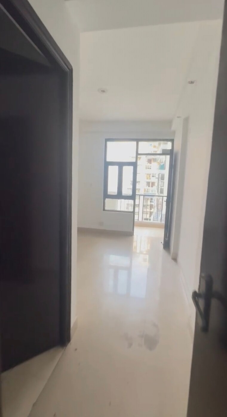 Room, mahagun-mahagunpuram 3 Bedroom 969 Sq.Ft. Apartment In Shastri Nagar Ghaziabad 8841697