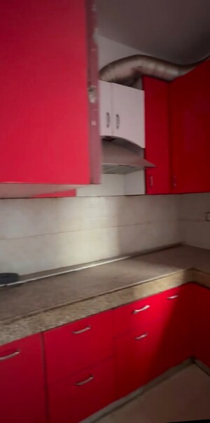 Bathroom in 3 BHK Apartment at Mahagun Mahagunpuram, Shastri Nagar – for Sale