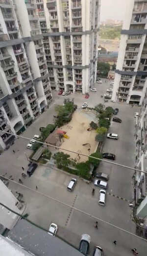Master Plan in 3 BHK Apartment at Mahagun Mahagunpuram, Shastri Nagar – for Sale