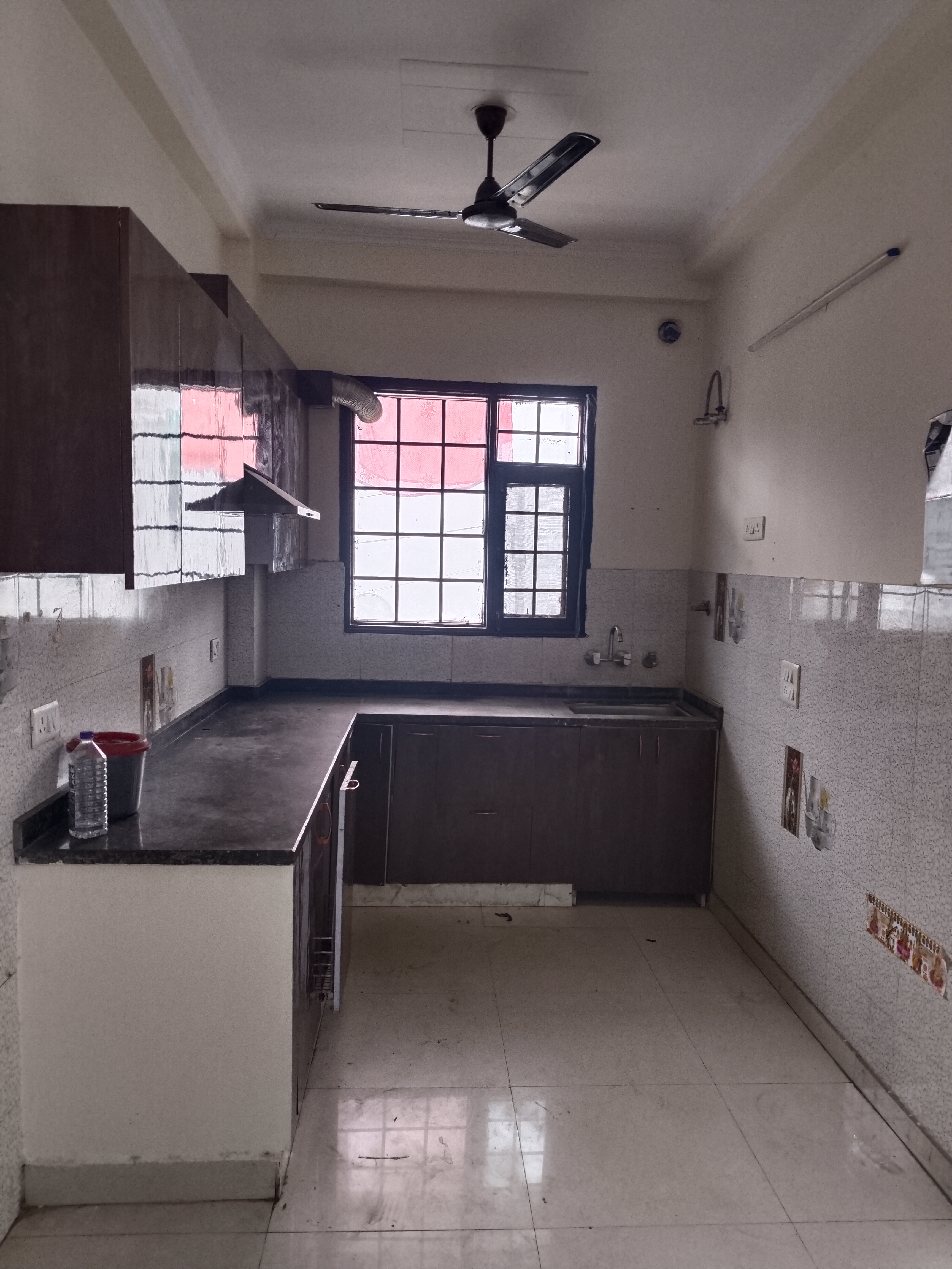 3 BHK Builder Floor For Rent in Green Fields Colony