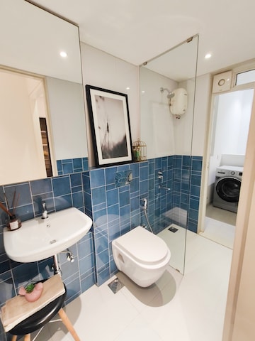 Team Area in 3 BHK Apartment at Thane West – for Sale