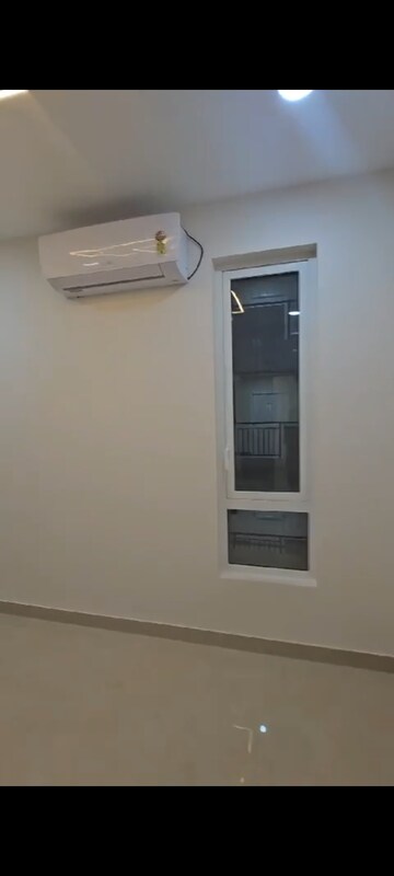 Furnished Amenities in 2.5 BHK Apartment at Auro The Pearl, Hi Tech City – for Rent