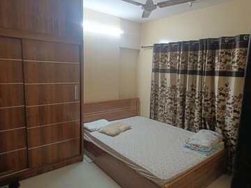Bedroom in 2 BHK Apartment at Veena Serenity, Chembur – for Rent