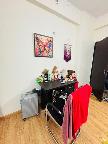 Master Bedroom in 2 BHK Apartment at Aims Golf City, Sector 75 – for Rent
