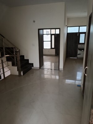Room in 2.5 BHK Independent House at Highland Park Chandigarh, Bhabat – for Sale