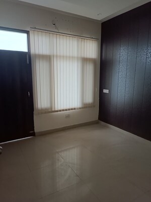 Room in 2.5 BHK Independent House at Highland Park Chandigarh, Bhabat – for Sale