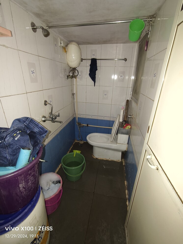 Bathroom, lambodar-park 1.5 Bedroom 650 Sq.Ft. Apartment In Kalwa Thane 8841835