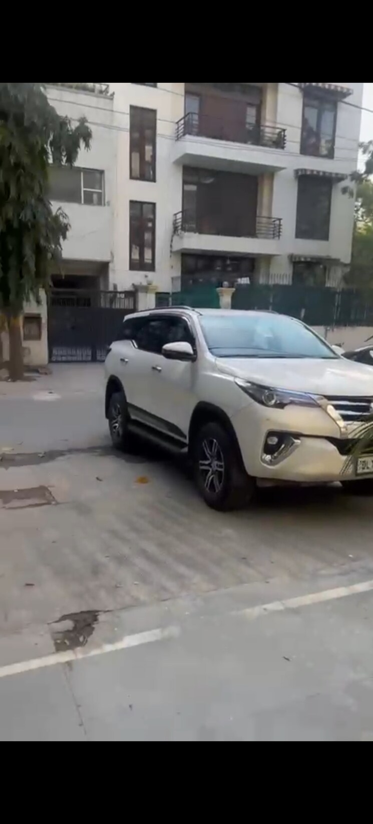  Parking, greater kailash i 4 Bedroom 300 Sq.Yd. Independent House In Greater Kailash I Delhi 8841871