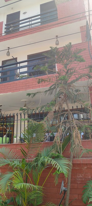 6 BHK Independent House For Sale in RWA Apartments Sector 61, Sector 61