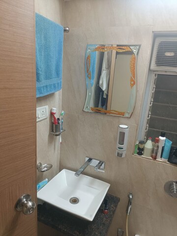 Furnished Amenities in 2 BHK Apartment at Veena Serenity, Chembur – for Rent