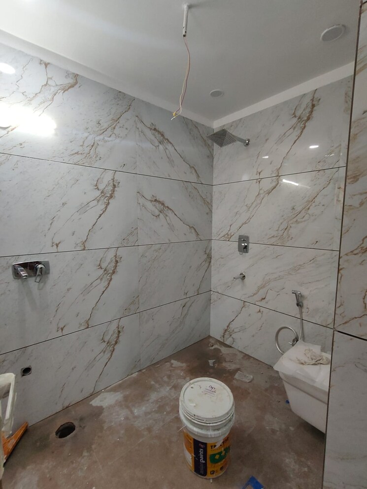 Bathroom, boutique-residential-apartments-g-88 3 Bedroom 200 Sq.Yd. Apartment In Saket Delhi 8841910