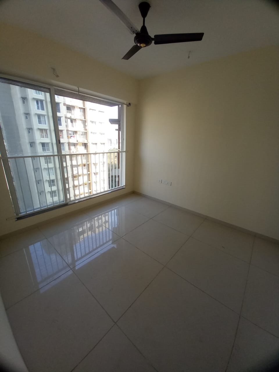 1 BHK Apartment For Sale in Godrej Nest Kandivali