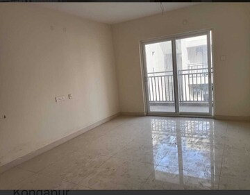 Room in 3 BHK Apartment at Creative Koven Udaya Cresent, Kondapur – for Rent