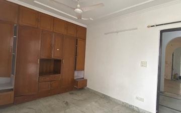 3 BHK Builder Floor For Rent in Chittaranjan Park