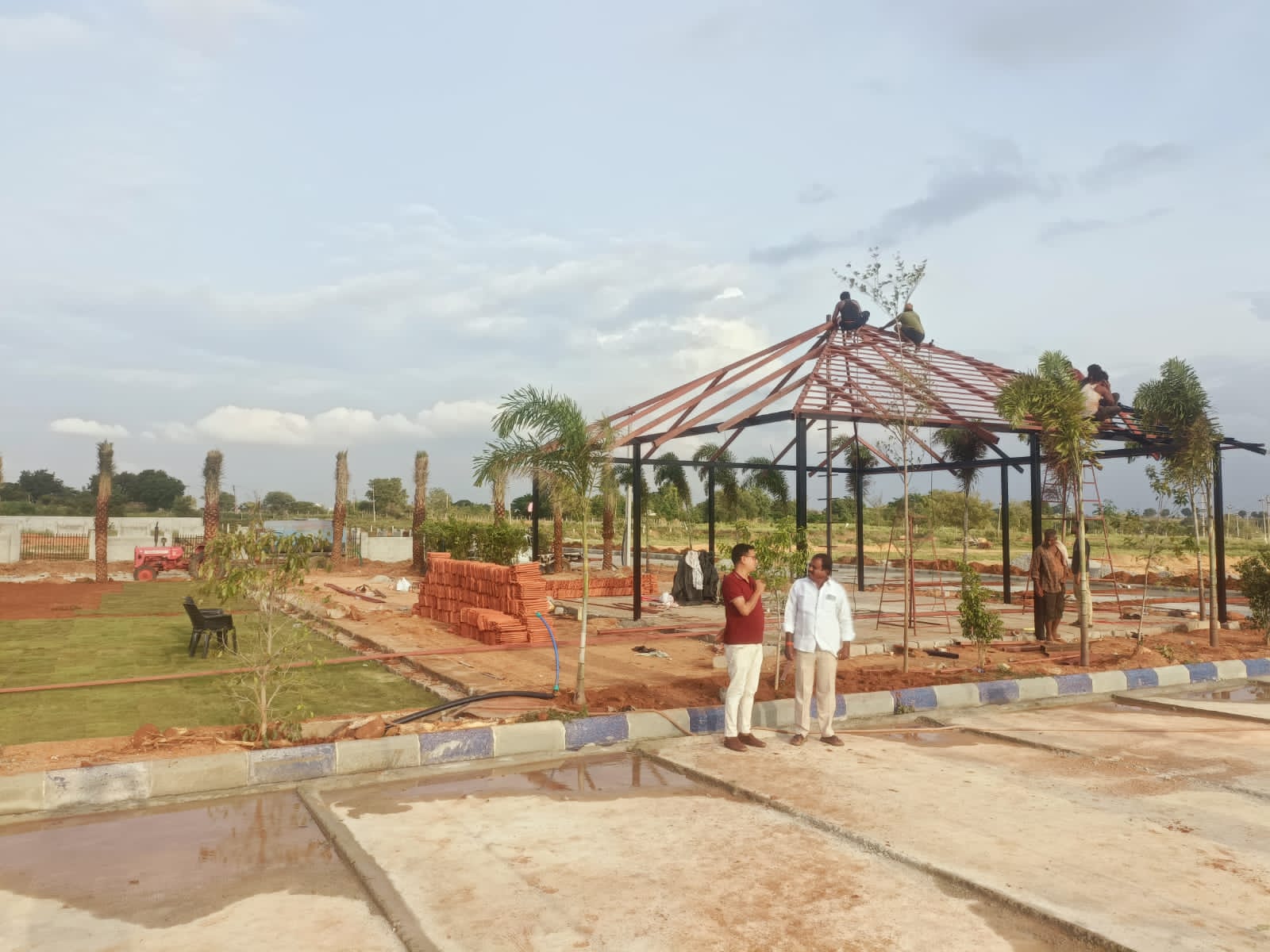 Plot For Sale in TMR Sarovar