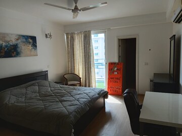 Bedroom in 4 BHK Apartment at DLF The Belaire, Sector 54 – for Rent