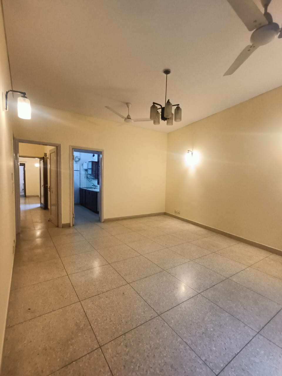2 BHK Builder Floor For Rent in Panchsheel Vihar