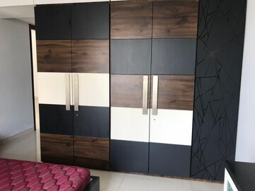 Furnished Amenities in 3 BHK Apartment at Tulsi Apartment Chembur, Chembur – for Rent